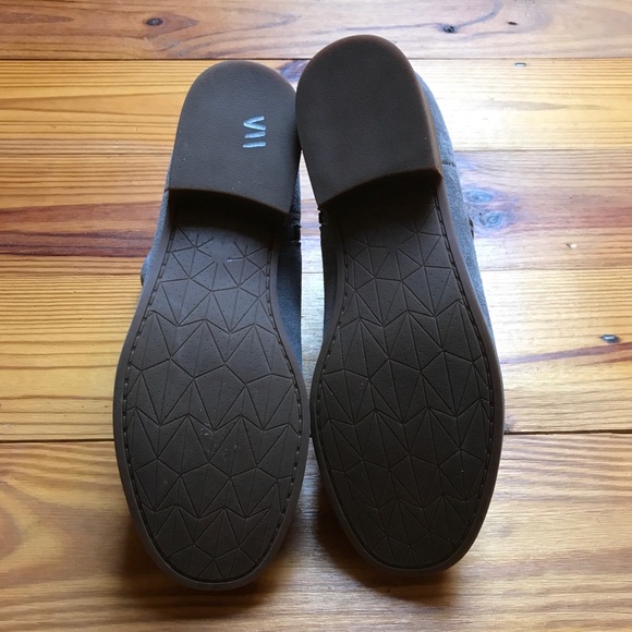 Spenco Light Grey Suede Leather Ankle Boots, EUC, 9 - Picture 5 of 11